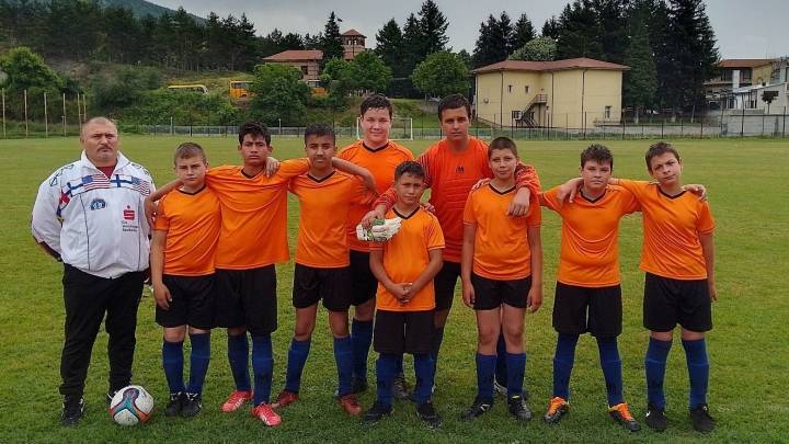 Отбор футбол V-VII кл преди мача с учениците от СУ "Свети Климент Охридски", с. Стамболово